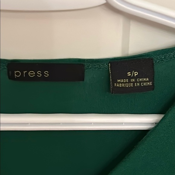 Green Press Ruched Fitted Long Sleeve Too, size S - Picture 3 of 4